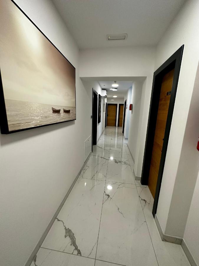 Roomsb Slavonski Brod Exterior foto